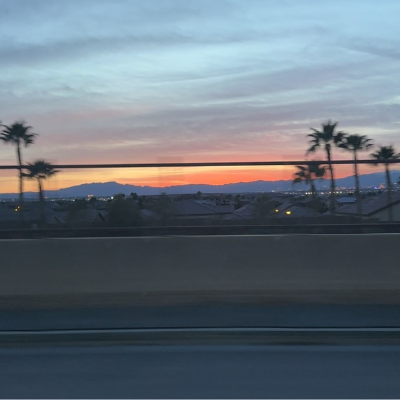 Meet your Posher, Jillian - Picture 1 of 1